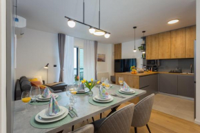 COZY and ELEGANT apartment, 3 premium bedroom with FREE private parking